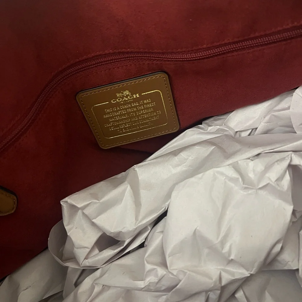 Coach Ava Chain Patent Pebbled Leather Purse Tote